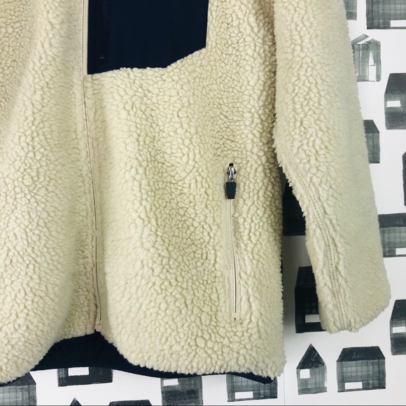 Old Navy | Kid’s Sherpa Zip-Up Jacket - Picture 2 of 8